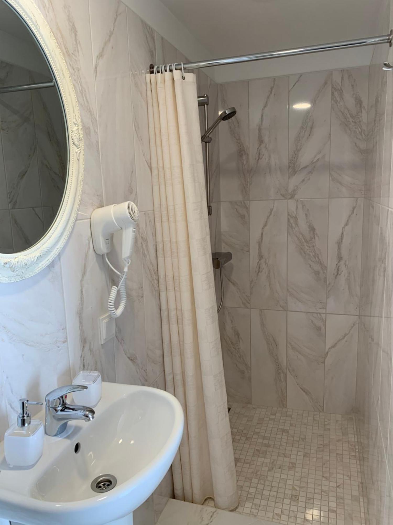 Vaineikio 8 Hotel Palanga Room photo